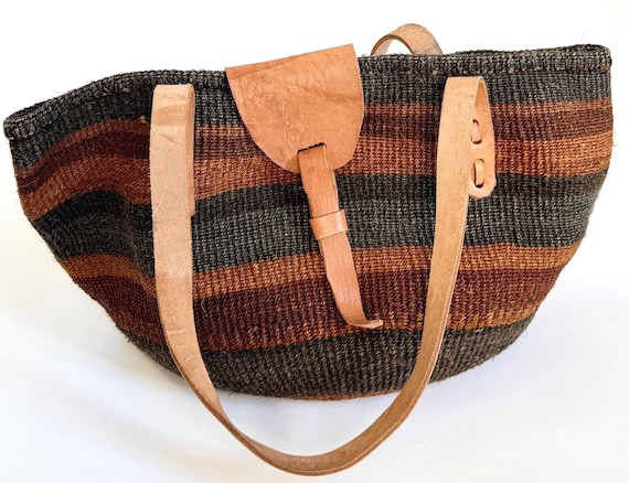 Vintage Sisal Bag 80s 90s Purse Market Bag Tan Leather Straps Striped Neutral Desert Tones