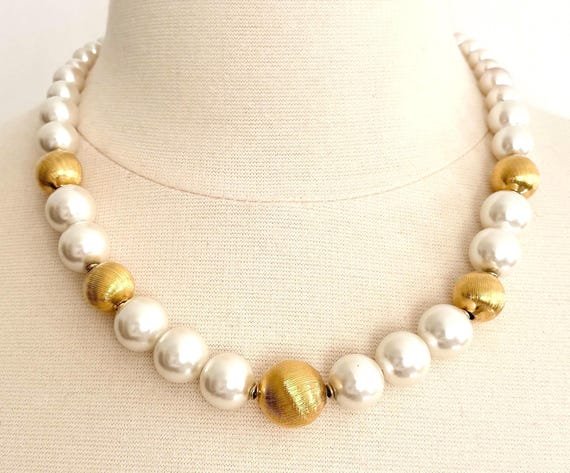 Napier Oversized Pearl Gold Beaded Necklace Signed Vintage 80's Costume Jewelry