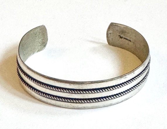Bell Trading Navajo Cuff Bracelet Vintage Southwest Native American Trading Post Sterling Silver Railroad Twisted Rope