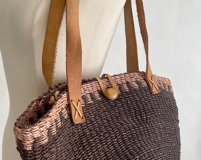 Vintage Sisal Bag Beach Bag Market Bag Tote Faded Mocha Brown Blush Woven Sisal Tan Genuine Leather Straps Beige Basket Style Bag