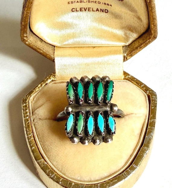 Vintage Zuni Turquoise Ring Native American Sterling Silver Needlepoint Set Stones