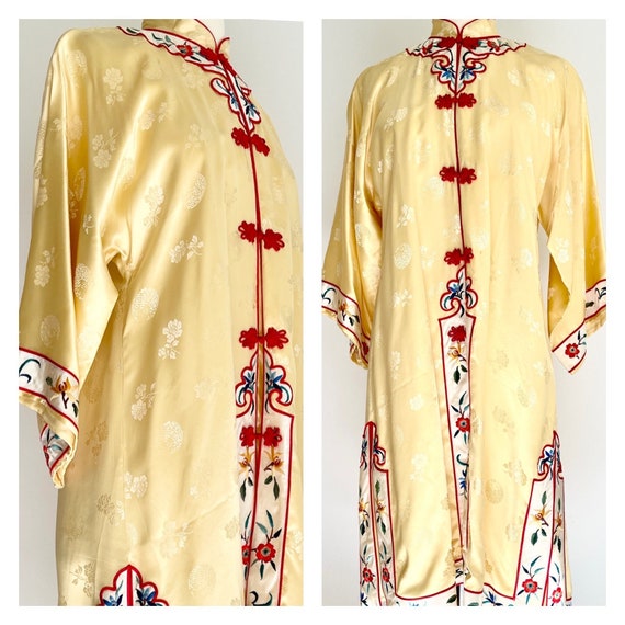 Cheongasm Embroidered Satin Kimono Jacket Robe House Dress Mid Century Golden Bee China Pale Butter Yellow Frog Closure Floral Embroidery