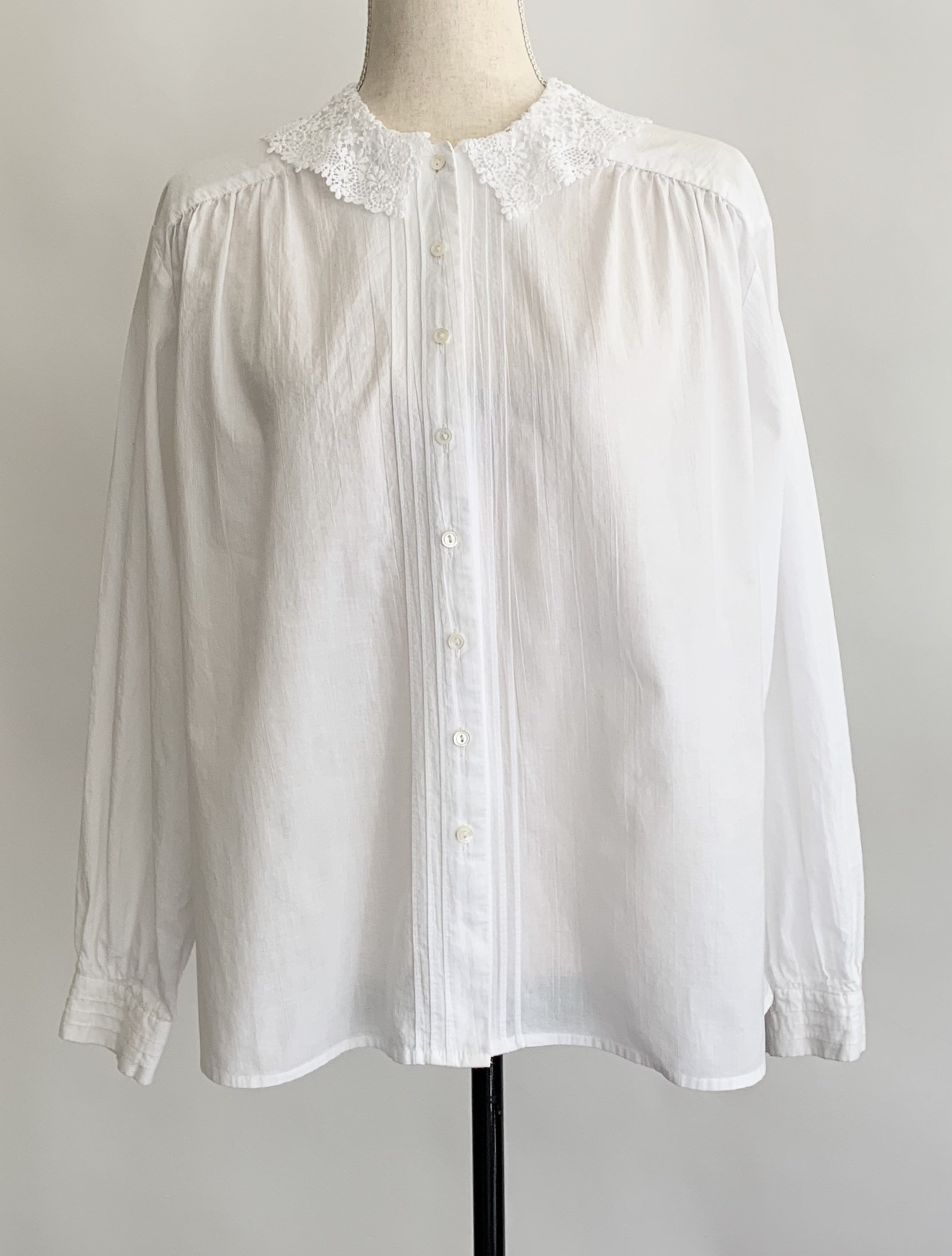 Laura Ashley Cotton Blouse Vintage 80s Scallop Crochet Collar Made in ...