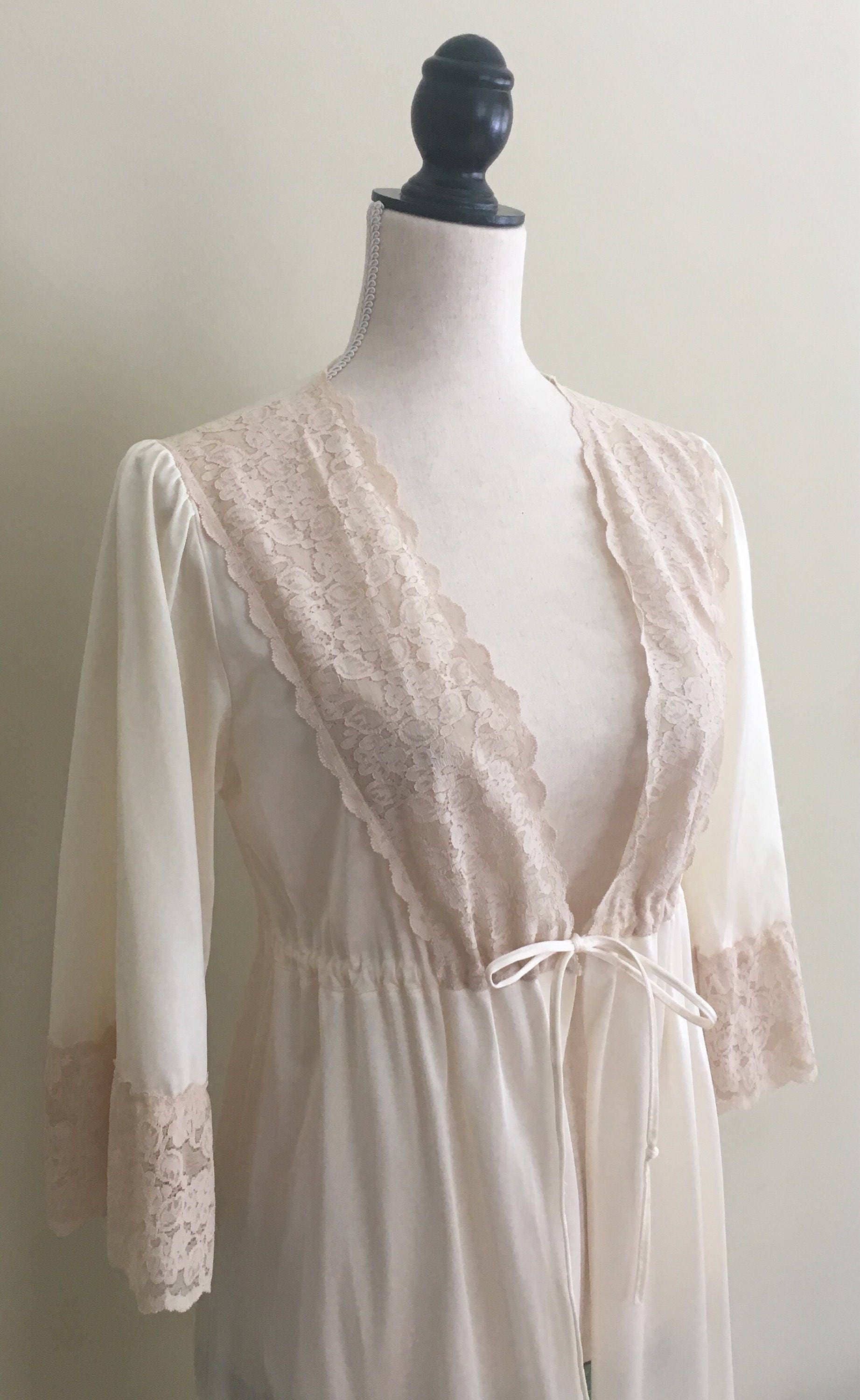 Vintage Ivory Robe Nightgown Dressing Gown Floor Length Vintage