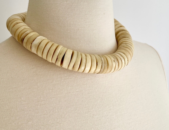 Chunky 70s Beaded Choker Necklace Vintage Bovine Bone Neutral Beige Natural Tone Beads Brass Clasp Paris Flea Market Fine