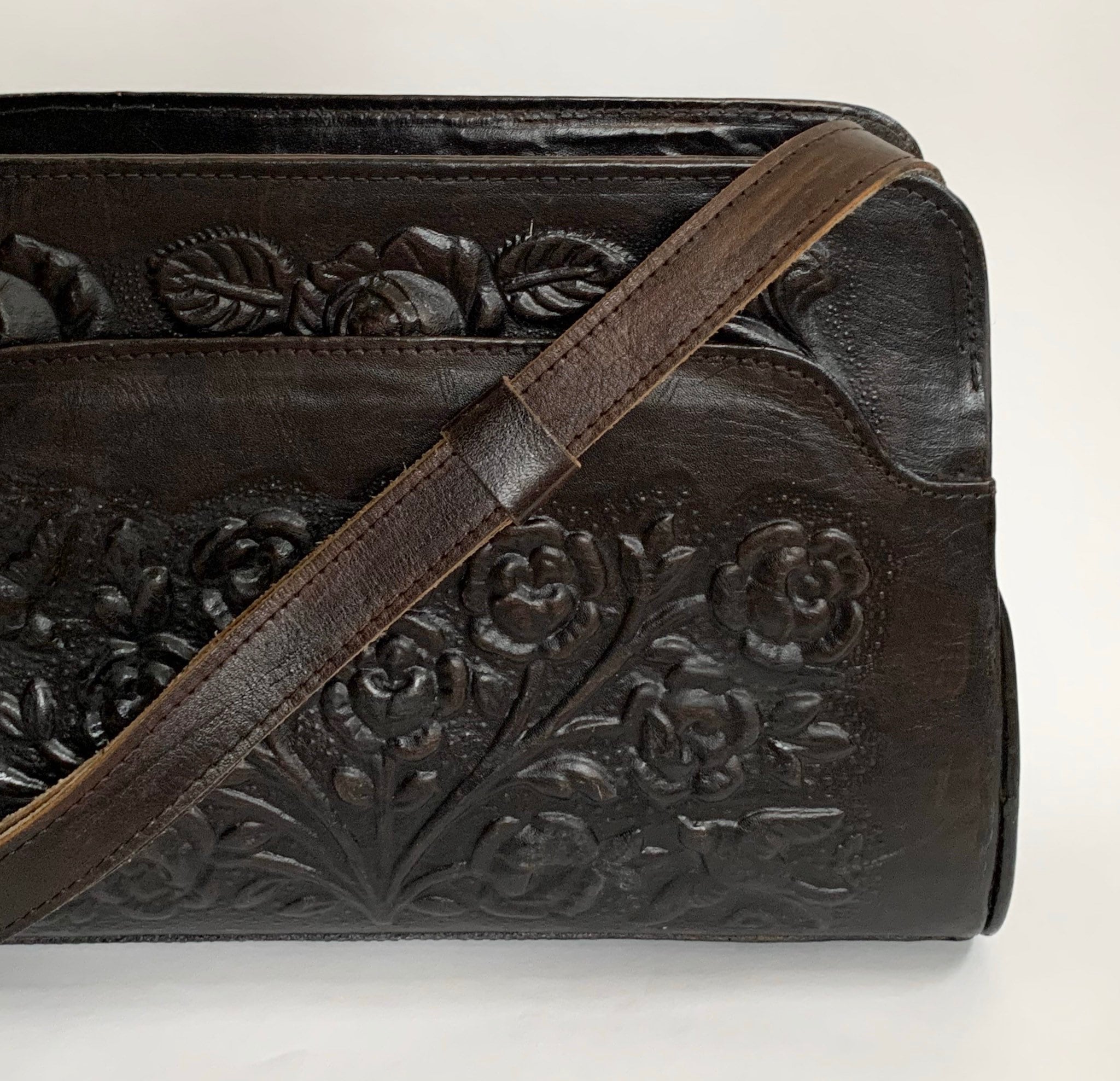 Black Tooled Leather Purse Handbag Vintage 60s 70s Hand Tooled Floral Made in Mexico Mexican