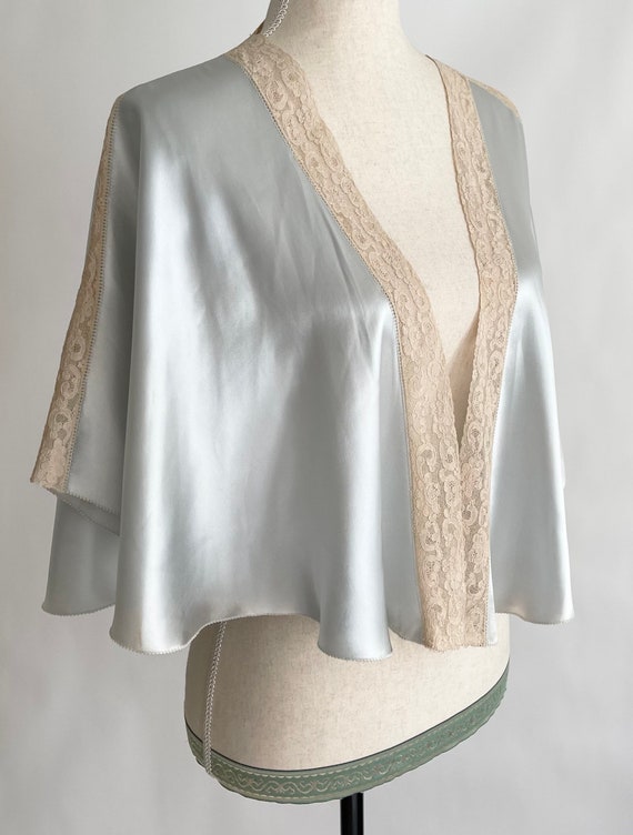 Icy Blue Satin Bed Jacket Vintage 30s 40s Lingeri… - image 4