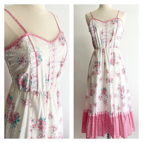 70s Floral Prairie Dress Sleeveless Spaghetti Strap White Pastel Pink Floral Vintage Summer Dress Elastic Waist Size XS