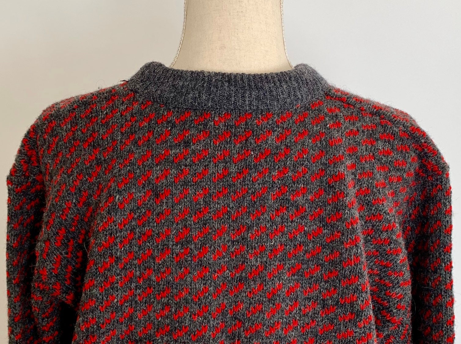 Mens Norwegian Wool Made in Norway Sweater Vintage LL Bean Red Charcoal ...