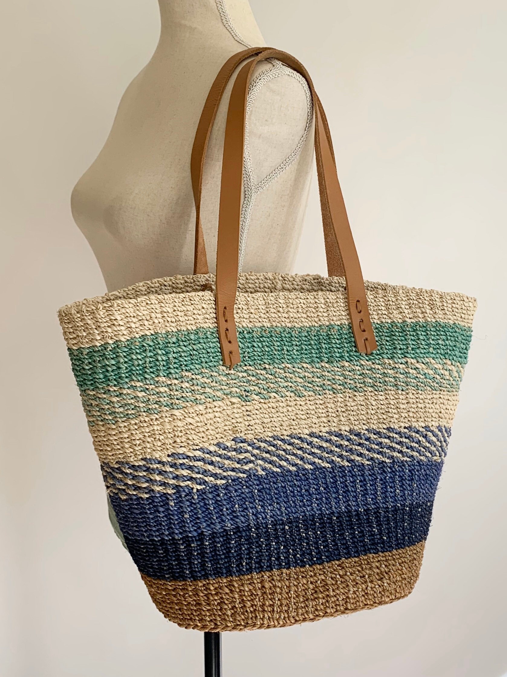 Vintage Sisal Straw Bag Purse Leather Straps Beige Brown Turquoise Blue ...