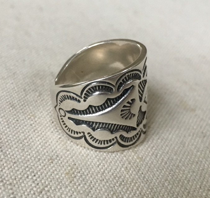 Gorgeous Navajo Cigar Band Ring - Size 7.25 – Gathering Tribes