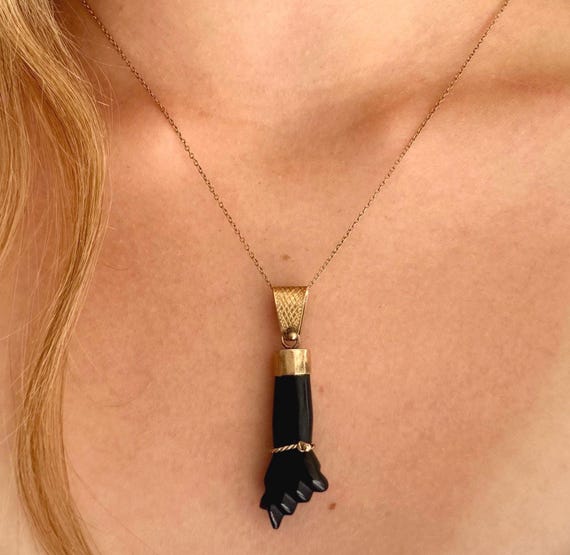 Solid 14k Gold Figa Hand Pendant Necklace Vintage Estate Jewelry Carved Black Stock Amulet Good Luck Charm Delicate Chain