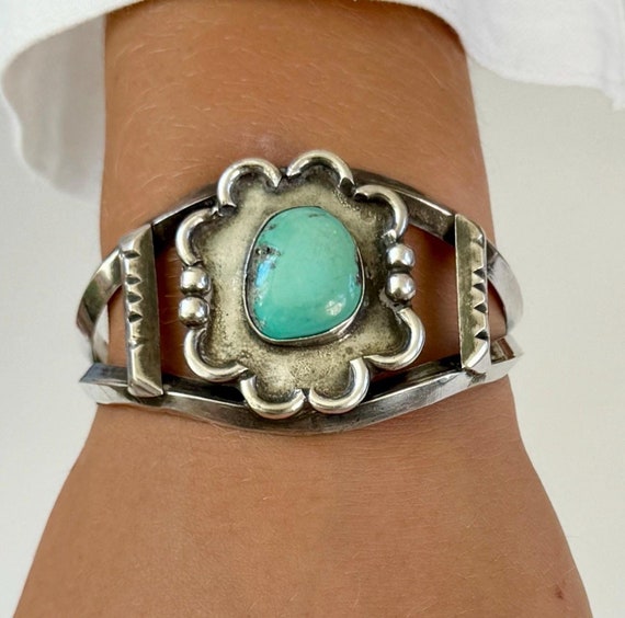 The Best Gaspeite Native American Navajo Sterling Silver Tan Stone Bracelet The Best Gaspeite Native American Navajo Sterling Silver Tan Stone Bracelet