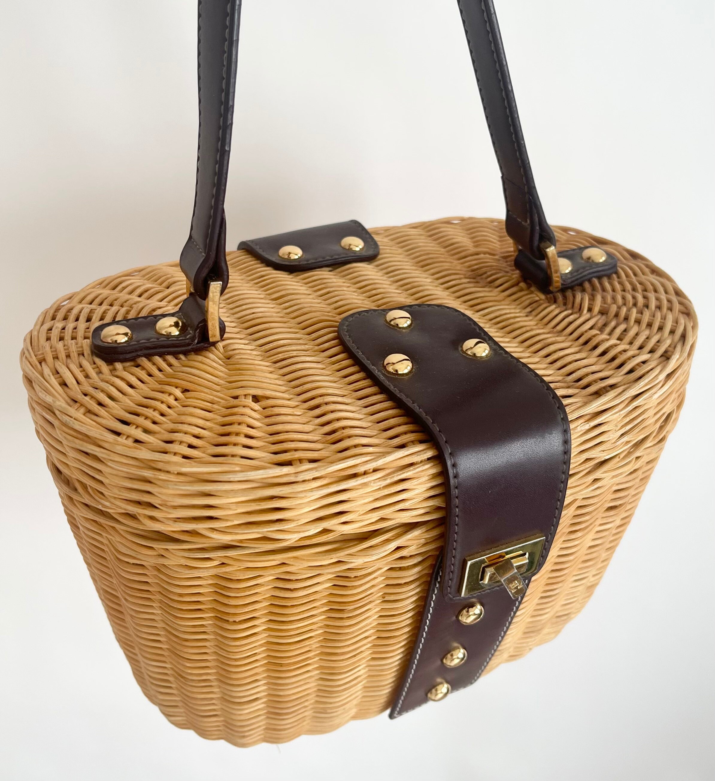 Basket Purse by Gaymode Taiwan - Vintage | EstateSales.org