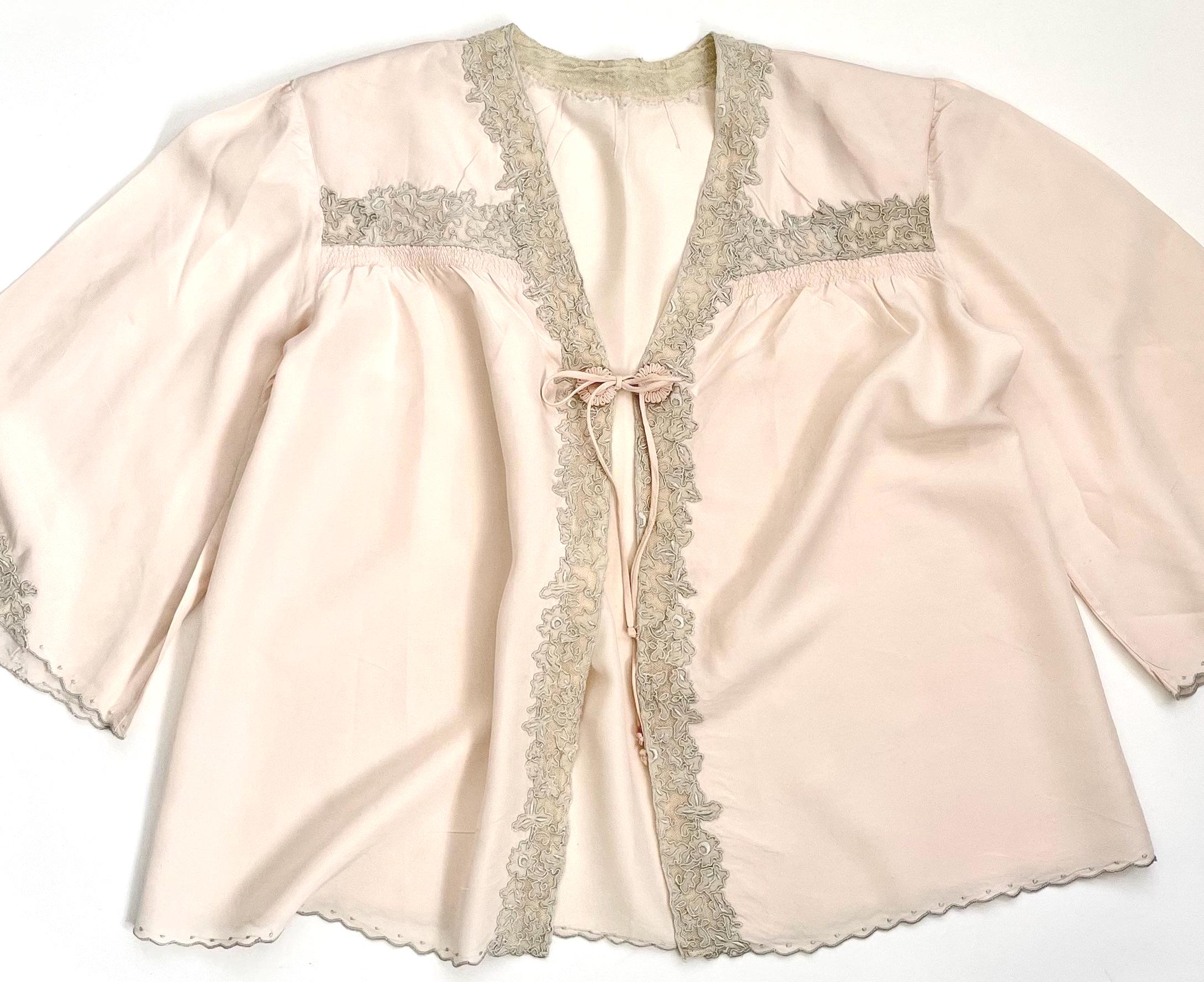 Antique Silk Bed Jacket Vintage Early 1900s 20s 30s Pale Ballet