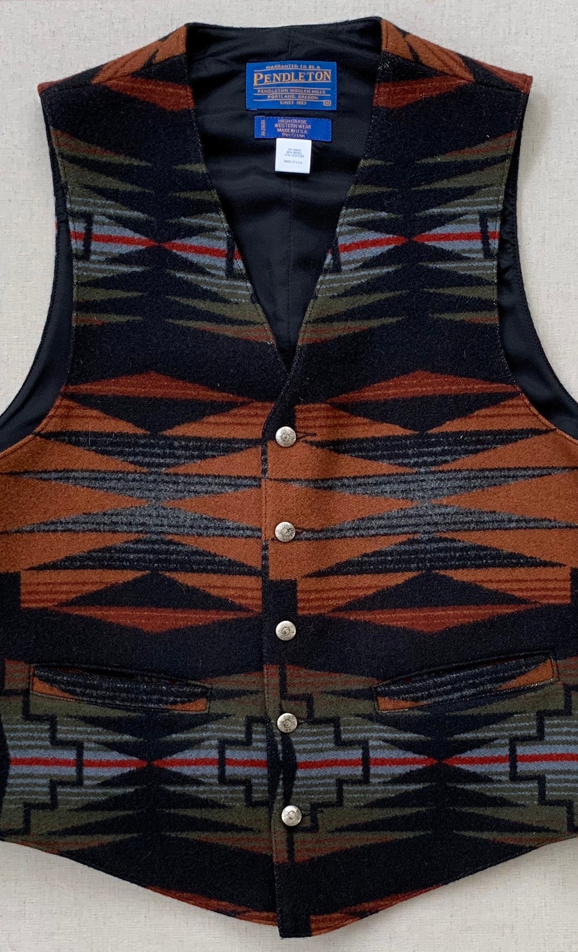 Pendleton Mens Vest Wool Serape Pattern Vintage Western Wear Black