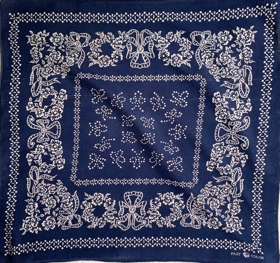40s Indigo Bandana Elephant Trunk Down Vintage Fas