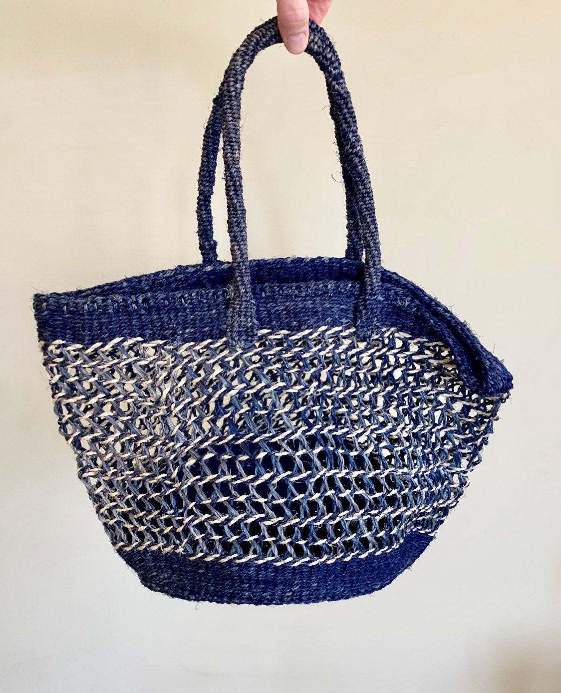 Open Weave Straw Bag Purse Vintage 80's Natural White Blue Woven Summer