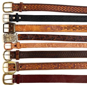 VINTAGE Brown Leather Belt with Gold Buckle Sz M 34 Inches Long 1980s Brown Padded Leather Belt With Gold Buckle 30-34  main image 2