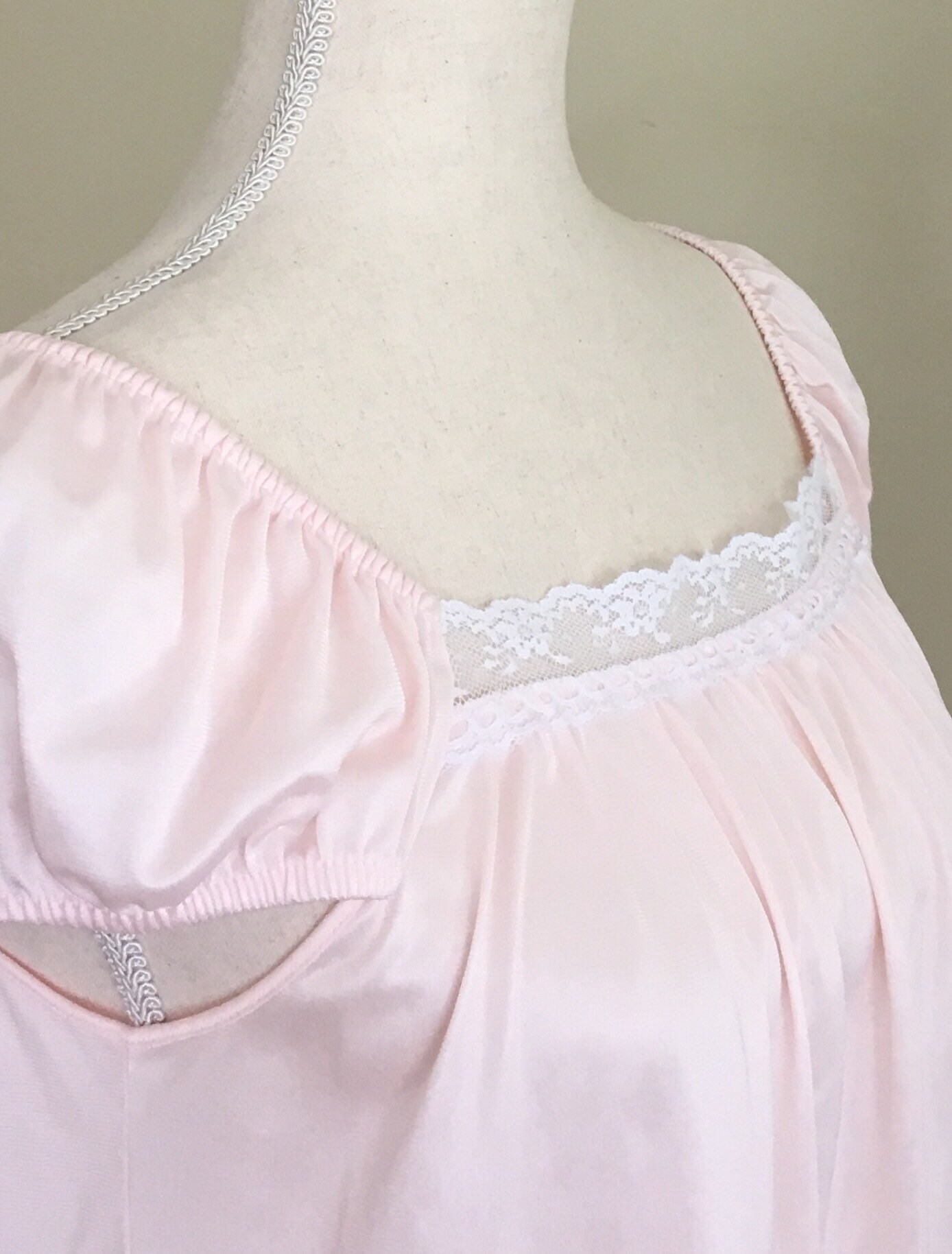 Blush Pink Babydoll Nightie Nightgown Romantic Vintage 50s Lace Neckline Cap Sleeve Ruffle Hem