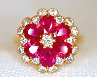 Auf Bestellung. Rubin und Diamant Blumenring. Viktorianischer Rubin Blumenring | Rubin Verlobungsring | Rubin Geschenkidee 18K Gelbgold.