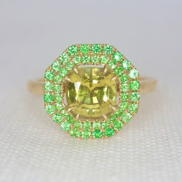 Neon Yellow Chrysoberyl Halo Ring. With merelani mint garnet. Double Halo Ring. Precision Cut. 14K Yellow Gold USS7 RTS