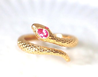 Stunning 14K Yellow Gold Snake Ring with Neon Pink Mahenge Spinel Head & Eyes  Unique Textured Design Snake Stacking Ring Size 6