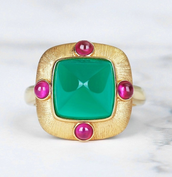 Emerald Cabochon Ring with Rubies in  Made to Order
