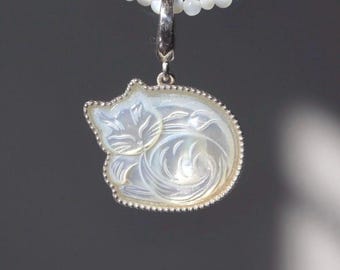 Mother of Pearl white Cat Charm Necklace Carved mother of pearl Charm Pendant Silver mother of Pearl Kitty Handmade Necklace