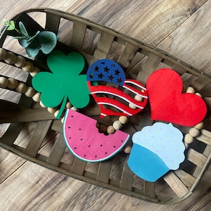 Finished wooden cutouts / Interchangeable designs for front porch welcome sign
