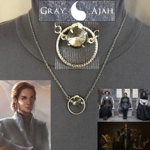 Andaya&#39;s Necklace Wheel of Time Aes Sedai Gray Ajah Handmade Silver Serpent Diplomat&#39;s Necklace with Gray Jewel