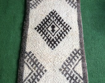 Vintage Ethnic Arabian (Guebela) Carpet - SOLD - sample photo - free shipping, Moroccan rug, African rug Maghreb, Persian rug, Turkish rug