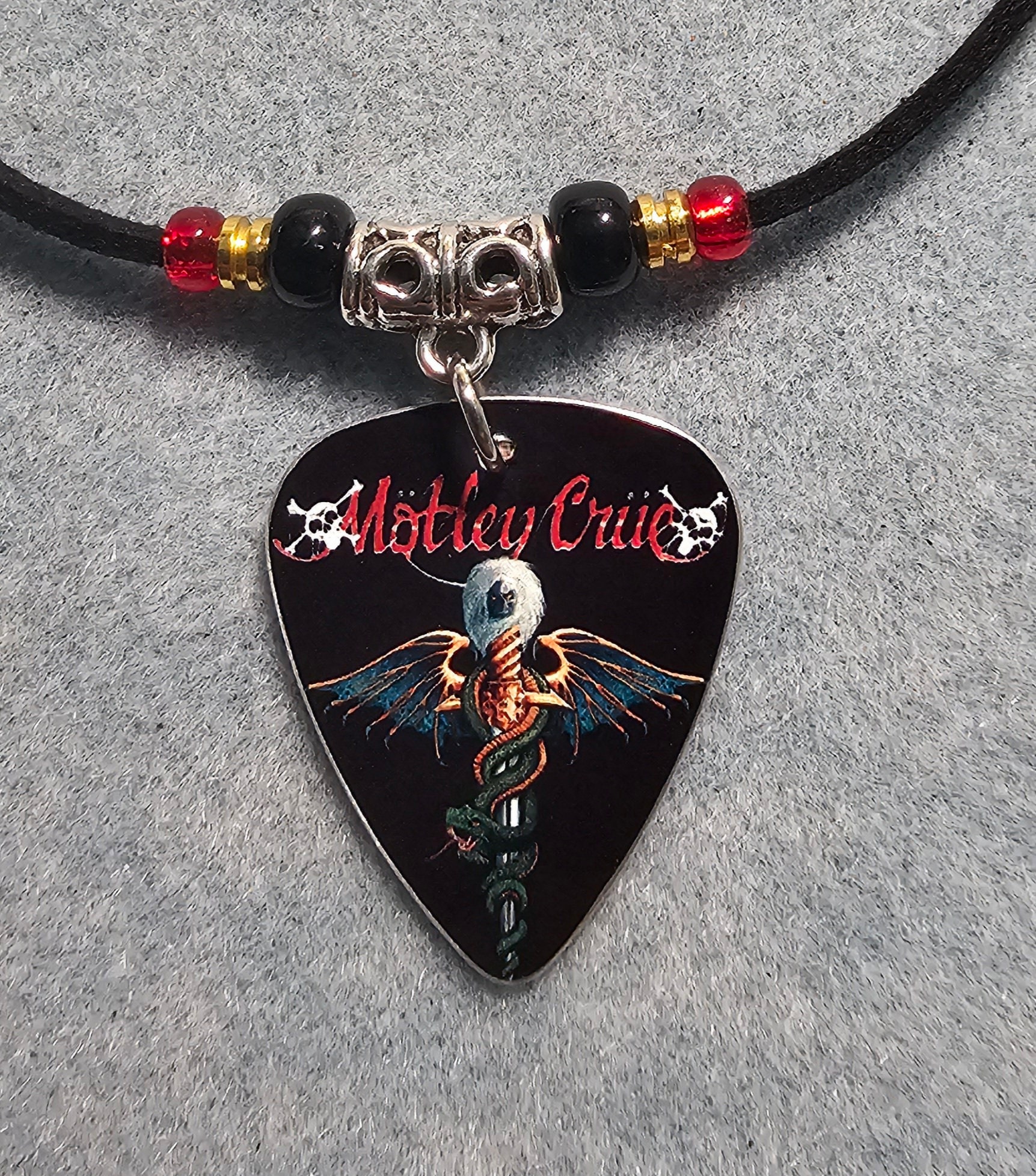 Dimebag's razor necklace (I know, I know) - Panterachat