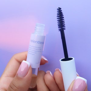 Eyelash and Eyebrow Serum image 6