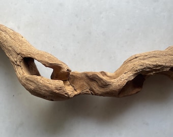 1 Piece Driftwood Art. Driftwood sculpture. Home Decor. Hand Carved Wooden Stick, Art Objects. Aquarium Decor, Terrarium Containers.