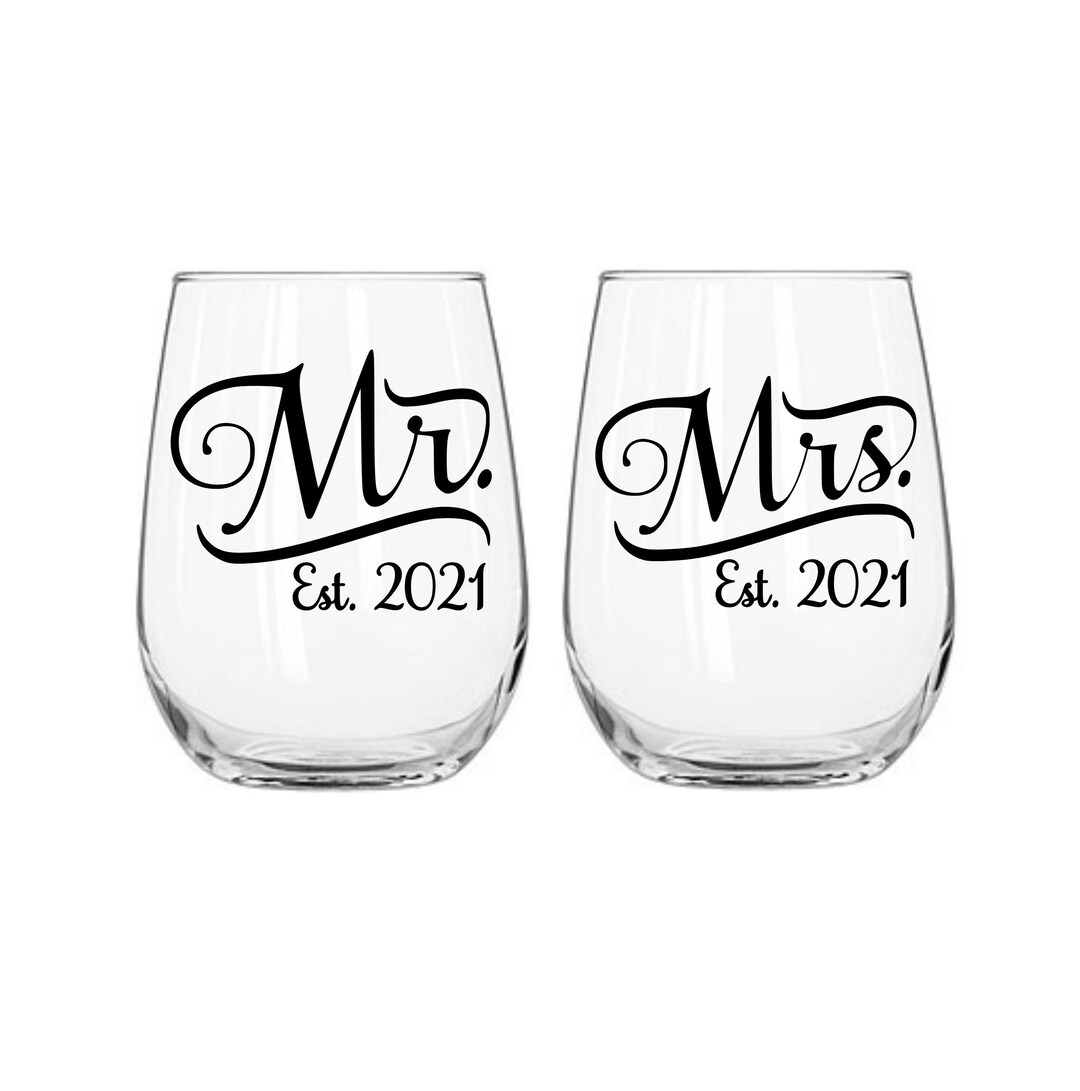 Mr and Mrs Decal, Wine Glass Decals, Newlywed Gifts, Bride and Groom