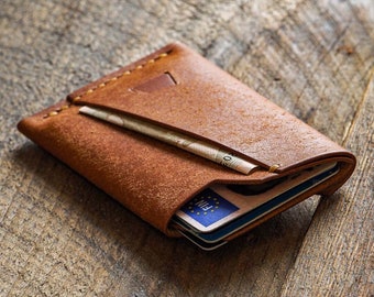 Vortex Wallet | Handmade minimalist leather wallet | cognac brown card holder | brown front pocket wallet | card wallet | Made in Finland