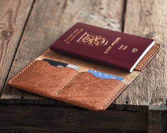 Passport Wallet | Handmade leather passport case | Vegetable tanned full grain Italian leather | Cognac passport cover | Handmade in Finland