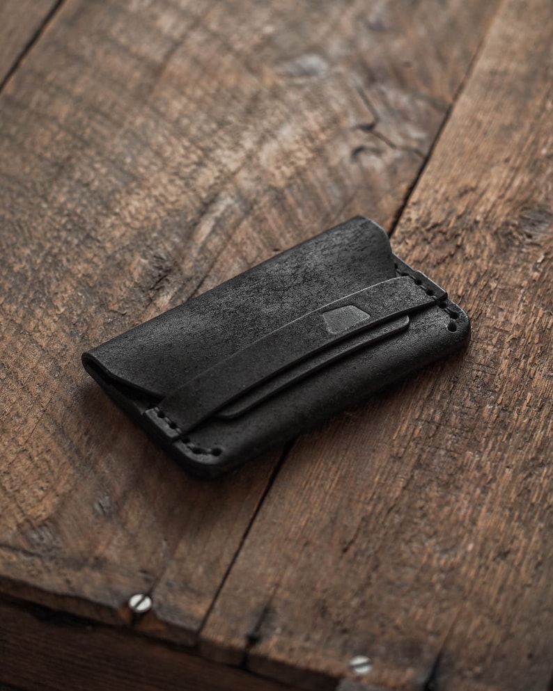 Luava handmade leather wallet card holder Gofer made in finland with vegetable tanned full grain leather. color option black front