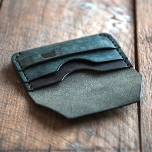 Luava handmade leather wallet card holder Gofer made in finland with vegetable tanned full grain leather. color option nocturnal open