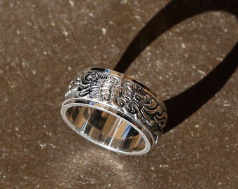 Embossed Butterfly Sterling Silver Spinner Ring, Vintage Style Meditation Ring, Mens Ring, Tibetan Buddhism, Traditional Chinese Ring (M)