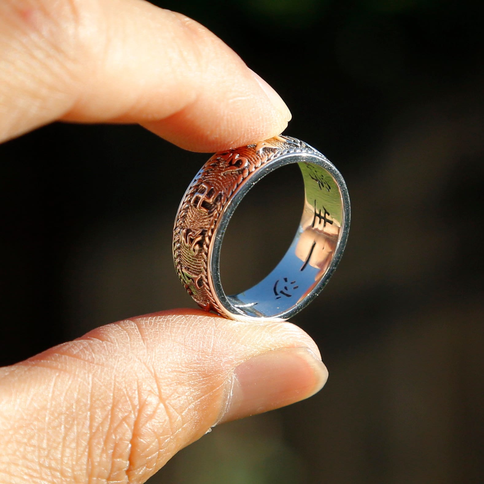 OAKKY Men's 10mm Stainless Steel Heart Sutra Ring - Chinese Wisdom Mantra Ring In Gold Or Silver