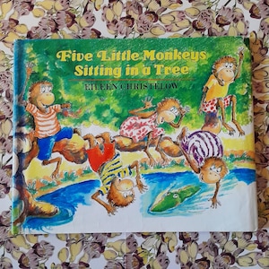 Five Little Monkeys Sitting in a Tree - Signed (A Trumpet Club