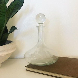 Vintage Decanter, Etched Ships By Toscany. 1970&#39;s . Genie Bottle sty Decanter