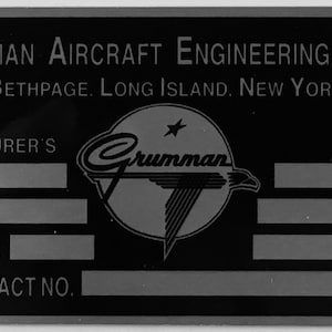 Reprodução da placa de dados da aeronave Grumman, 1943-1978 DPL-0115