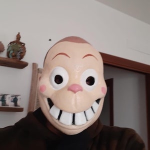 Grinchhyy in disguise mask