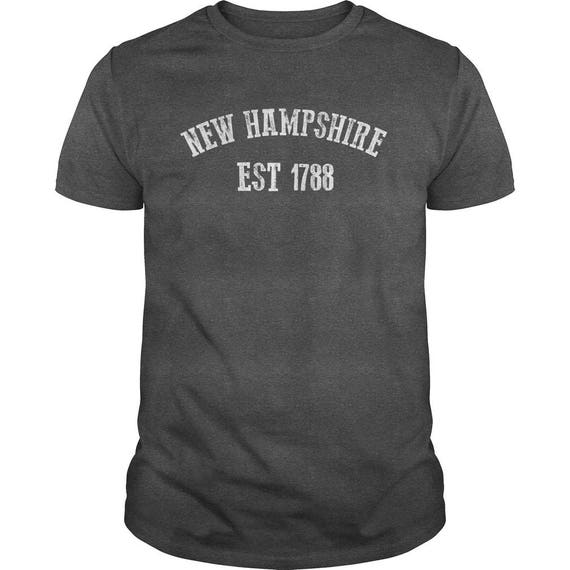 New Hampshire T Shirt - T-shirt Hampshire état neuf - Est New Hampshire Est - 1788 T-shirt - coton - 5 couleurs-petit 5XL - cadeaux de New Hampshire 28586a New Hampshire T Shirt - T-shirt Hampshire état neuf - Est New Hampshire Est - 1788 T-shirt - coton - 5 couleurs-petit 5XL - cadeaux de New Hampshire 28586a