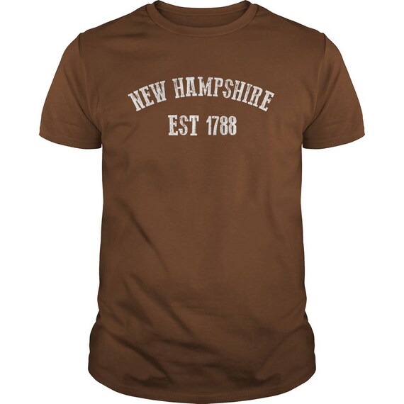 New Hampshire T Shirt - T-shirt Hampshire état neuf - Est New Hampshire Est - 1788 T-shirt - coton - 5 couleurs-petit 5XL - cadeaux de New Hampshire 28586a New Hampshire T Shirt - T-shirt Hampshire état neuf - Est New Hampshire Est - 1788 T-shirt - coton - 5 couleurs-petit 5XL - cadeaux de New Hampshire 28586a