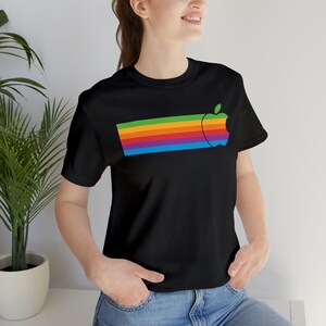 T-shirt Apple 2 II Mac Macintosh Rainbow Logo V2 image 9