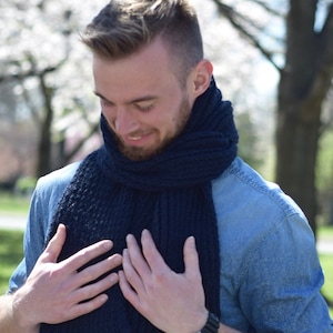 Knit Scarf for Men Wool Chunky Knitted Scarf Unisex Hand Knit Blue Oversized Scarf Long Handmade Knit Scarf Man Gifts Hand Knit Scarf